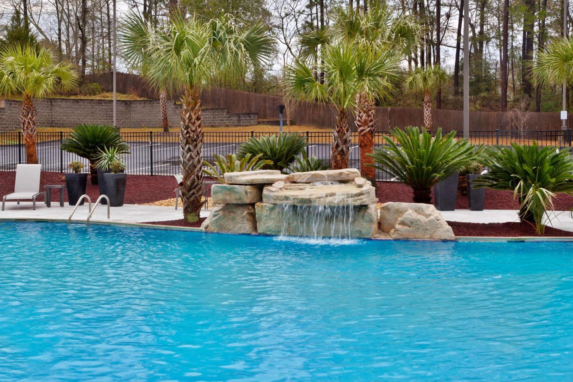 Doubletree By Hilton Dothan, Al Экстерьер фото